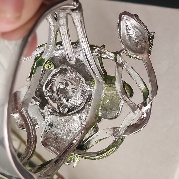 Statement Rose Flower Hinge / Clamper Crystal Bracelet - Picture 5 of 14